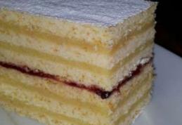 Prăjitură cu foi și cremă de griș