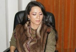 Iubita lui Vanghelie apare în cel mai mare dosar de fraude bancare din România!