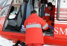 Bolnavă de la Tudor Vladimirescu adusă la Botoşani cu elicopterul SMURD - VIDEO