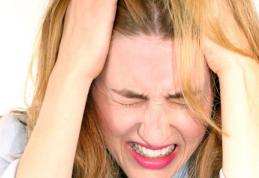 Te doare capul? Nu e de la șampanie: Boala cu 1.000 de fețe care atacă jumătate dintre români