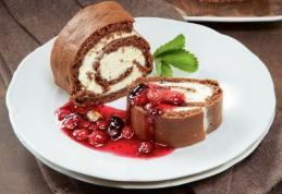 Ruladă cu cremă de fructe de pădure