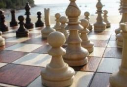 Elevii pot participa la un campionat național de șah