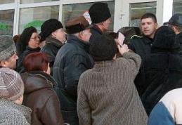 Haosul reţetei electronice. Românii ajung să stea şi trei zile până să îşi cumpere tratamentul prescris de medici