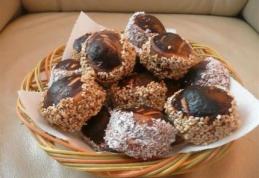 Biscuiți cu susan și nucă de cocos