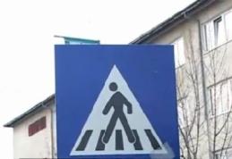 Marți, zi cu ghinion pentru un bărbat din Botoșani care a fost accidentat chiar pe trecerea de pietoni