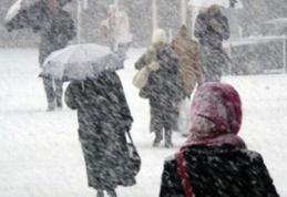 De joi, vremea se răceşte şi revin ninsorile!