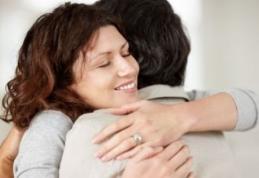 Astăzi este Ziua Internaţională a Îmbrăţişărilor