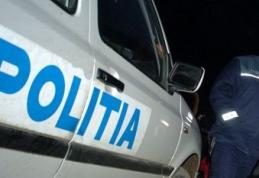 Tânăr din Dorohoi cercetat pentru ,,distrugere” a unui autoturism și a ușii Complexului ,,Dorotex”