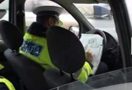 Fără permis de conducere și  băut s-a urcat la volan și a provocat un accident