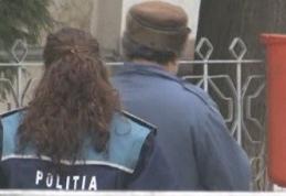 Poliţistă din Suceava, hărţuită pe Facebook. Pe cont se postează comentarii obscene în numele ei