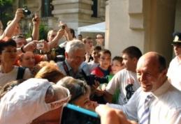 De ce este ActiveWatch cu ochii pe Basescu?