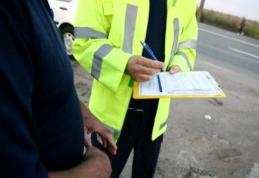 Şoferii care nu plătesc amenzile ar putea avea permisele suspendate până la dovada plăţii