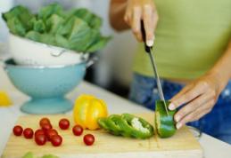 Ce să mănânci ca să nu ai burtă. Alimentele care te ajută să ai abdomenul plat