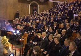 Zeci de polițiști din Dorohoi și Botoșani avansați în grad de Ziua Poliţiei Române. Vezi cine sunt aceștia!