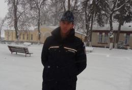 Un jandarm din Fălticeni face senzație pe internet după ce a publicat un clip în care cântă. Vezi VIDEO!