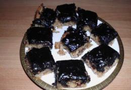 Prăjitură de post cu mere