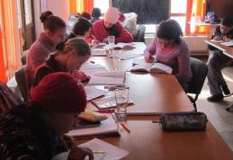 Activitate de educaţie estetică-educaţia limbajului la Centru de zi Ibăneşti