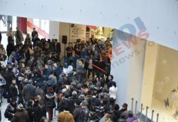 Uvertura Mall, închis sâmbătă seară din cauza supraaglomerării