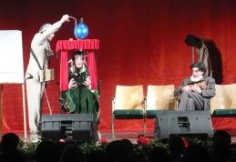 Educaţie prin artă la Liceul „Regina Maria” Dorohoi - FOTO