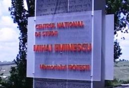 Proiect educativ „Personalități Botoșănene” derulat la Biblioteca Naționașă de Poezie