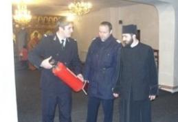 Bisericile verificate de pompieri înaintea Sărbătorilor Pascale