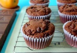 Brioşe cu ciocolată