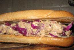 Ton cu maioneză și ceapă