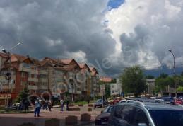 Ploaie cu grindină luni după-amiază la Dorohoi!