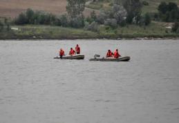 Fetiţă înecată în Sitna, recuperată de pompieri