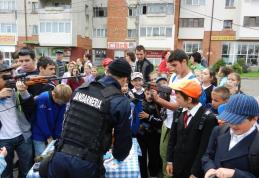 Activități desfășurate de jandarmi botoșăneni la Dorohoi cu ocazia Zilei Copilului