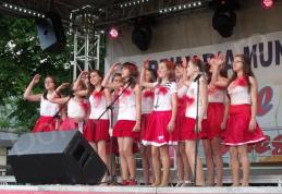 Zilele Copilului Dorohoi 2013: Copii de toate vârstele pe scena de pe Pietonal în a doua zi de spectacol - FOTO