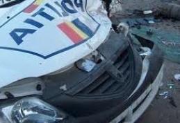 Șeful de post din Dersca s-a urcat la volan beat criţă și a făcut accident cu maşina Poliţiei
