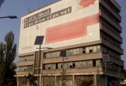 Amplasarea de bannere publicitare pe clădiri aflate în stare avansată de deteriorare, interzisă