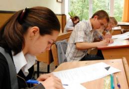 Noutăți școlare în 2014: Elevii de clasa a XI-a vor susţine o simulare a examenului de bacalaureat