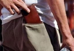 Reţinuta pentru furtul unui portofel 