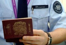 Zeci de mii de turiști, obligați să plătească 3.000 de lire la intrarea în Marea Britanie