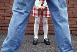 O fetiţă a dat dovadă de un curaj uimitor. L-a bătut pe cel care a vrut să o violeze