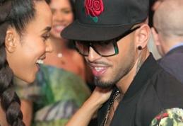 Lovitură de teatru. Alex Velea și soția lui au făcut stânga împrejur la ușa notarului și nu au mai divorțat...