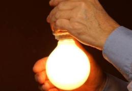 Se IEFTINEŞTE curentul electric: Cu cât va scădea valoarea facturilor