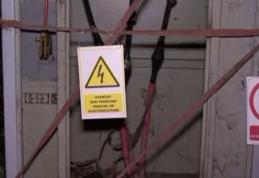Un tânăr suceavean s-a electrocutat după ce a confundat un transformator electric cu... o toaletă