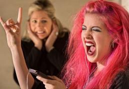 O mare problemă de sănătate îi pândeşte pe adolescenţi: 1 din 5 prezintă deja simptome