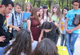 Peste 100.000 de susţinători ai legii pentru Basarabia