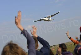 Mii de persoane prezente la mitingul aviatic „Suceava Air Show” – GALERIE FOTO