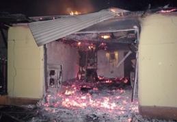 Bucătărie incendiată de un televizor aflat sub tensiune