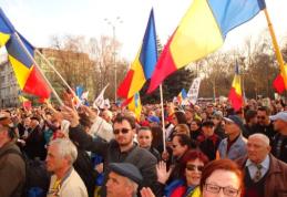 Flash-mob organizat de membrii Consiliului Unirii și ai Acțiunii – 2012. Vezi detalii!