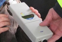 Bărbat din Hudești depistat băut la volan, deși nu avea permis de conducere