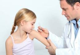 În baza unui Ordin al Ministerului Sănătăţii, copiii care nu au vaccinurile la zi nu vor fi primiţi la grădiniţă sau la şcoală
