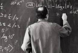 Învățământul românesc, rămas în urmă: Deși suntem în era digitală, profesorii predau ca în urmă cu 30 de ani