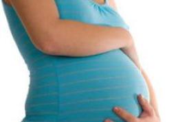  Multe gravide se grăbesc să nască prin cezariană