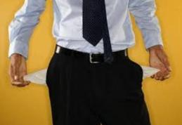 Angajatorul nu ți-a plătit salariul? Trei soluții pe care le ai la îndemână